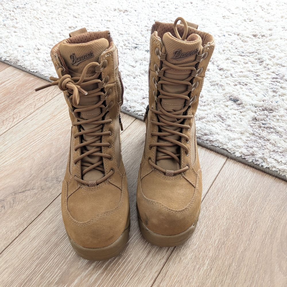 Danner Tanicus Side Zip 8" Coyote Tactical Boots